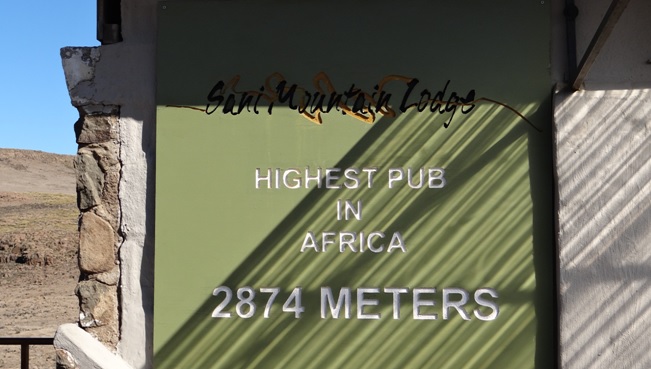 Drakensberg tour, Highest pub in Africa